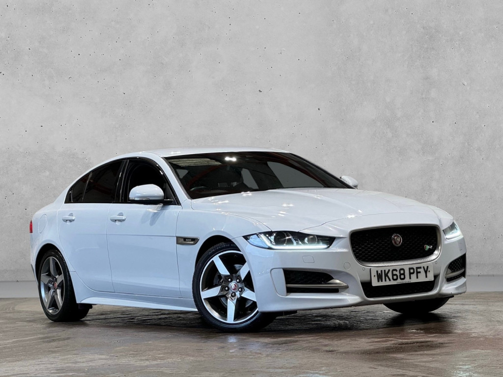 2018 Jaguar XE